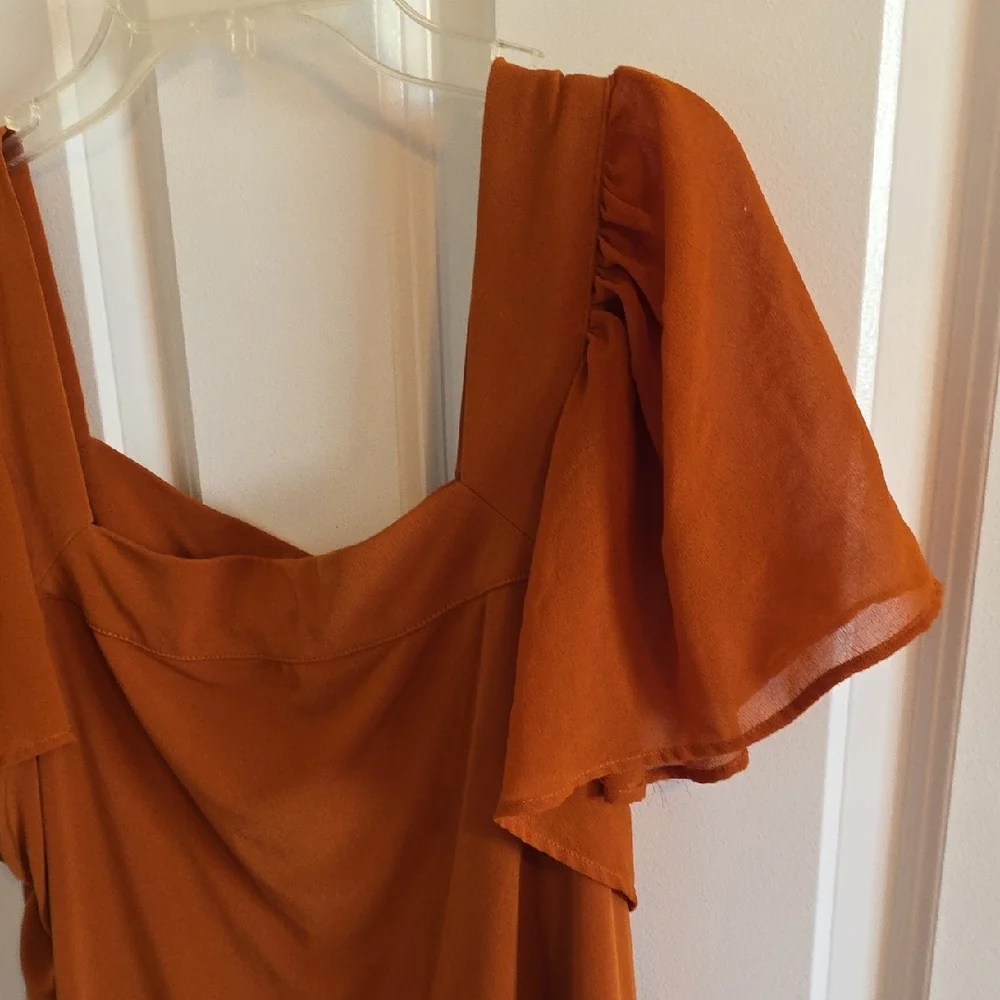 Chic Rust Ruffle Sleeve Blouse - Picture 3 of 7